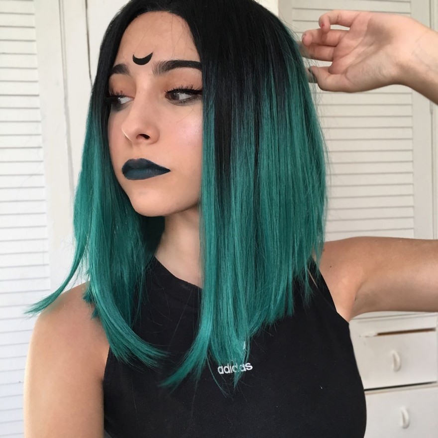 Dark Green Short Bob Synthetic None-Lace Wigs with Black Roots